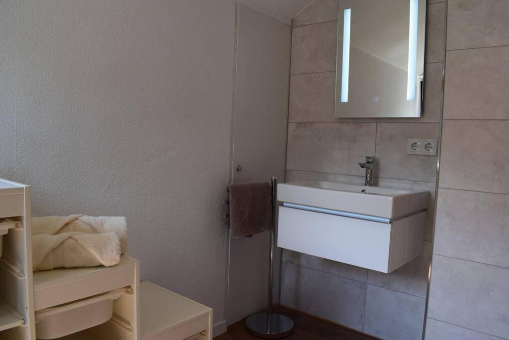 Ferienwohnung Koelbel Familienurlaub In Der Natur シュマレンベルク エクステリア 写真